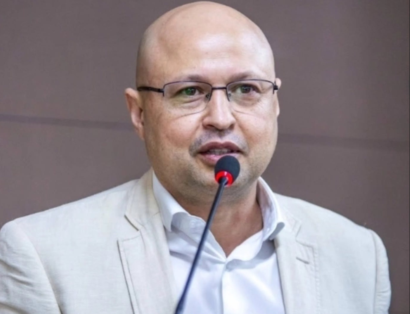 Banner: Edson Vasconcelos: do associativismo empresarial do Oeste à vice-governadoria do Paraná 