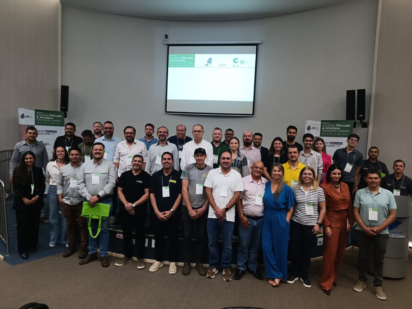 Banner: Workshop sobre inovação e competitividade movimenta concreteiras 