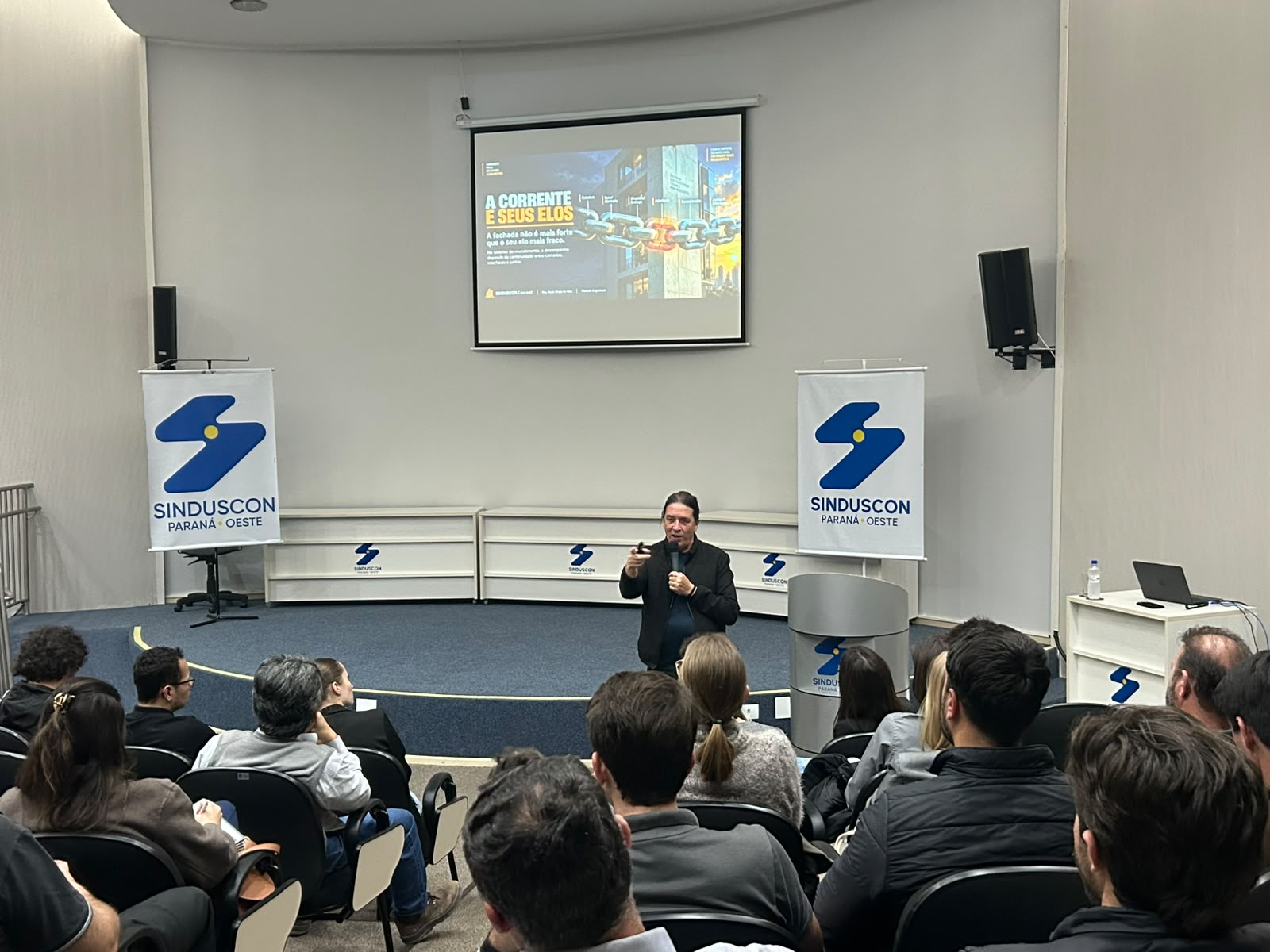 Banner: As dores da fachada: tecnologia e prevenção para proteger o patrimônio 