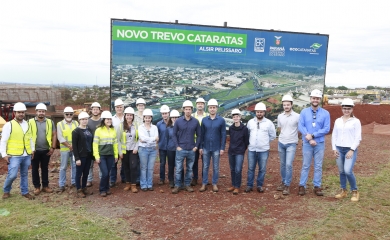 Associados do Sinduscon realizam visita técnica às obras do novo Trevo Cataratas