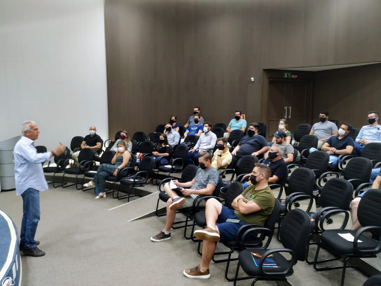 Banner: Sinduscon realiza 1ª aula presencial de Pós em Gerenciamento de Obras