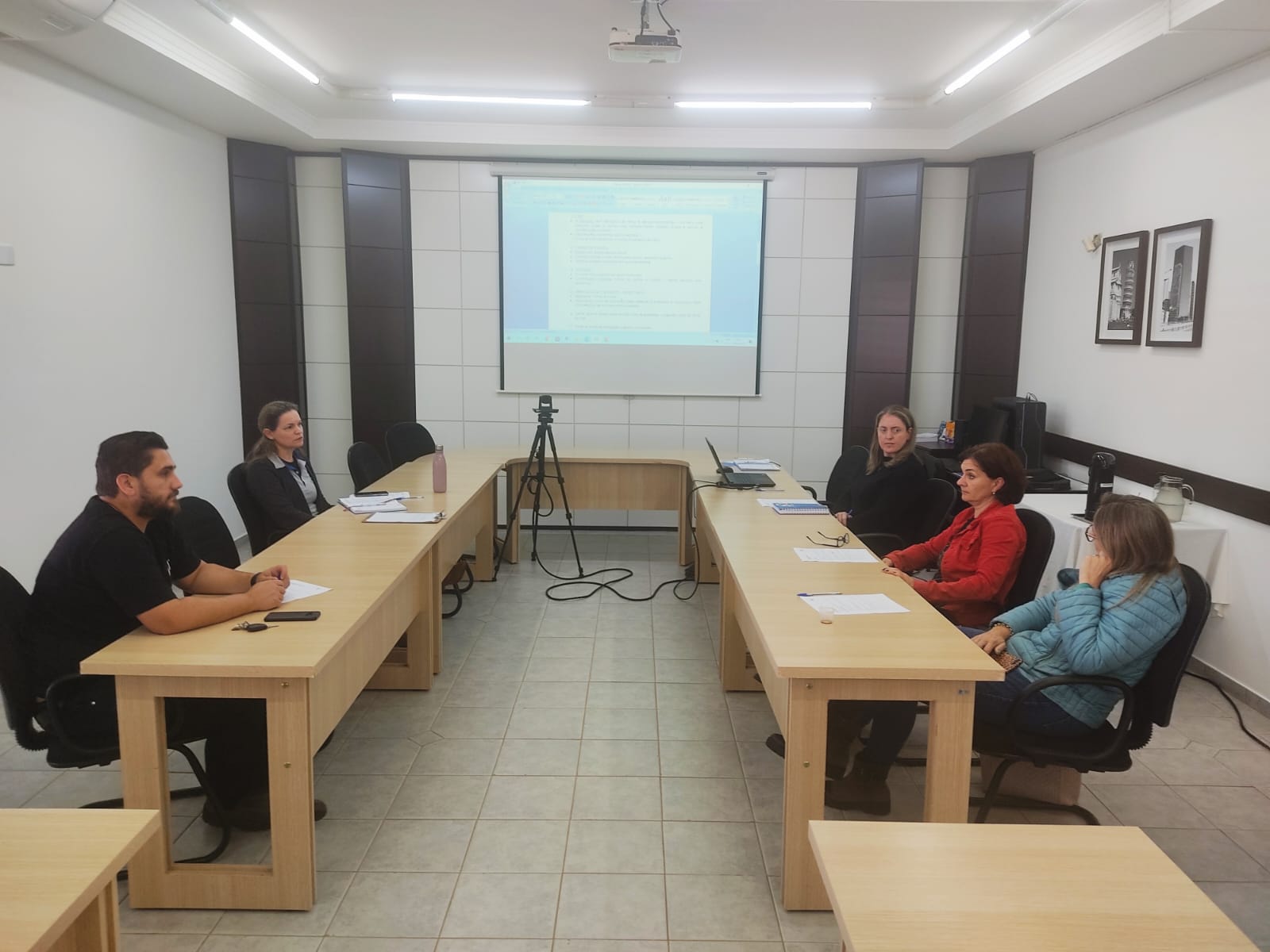 Banner: CRS DISCUTE EDUCAÇÃO FINANCEIRO E REALIZAÇÃO PRESENCIAL DO DNCS