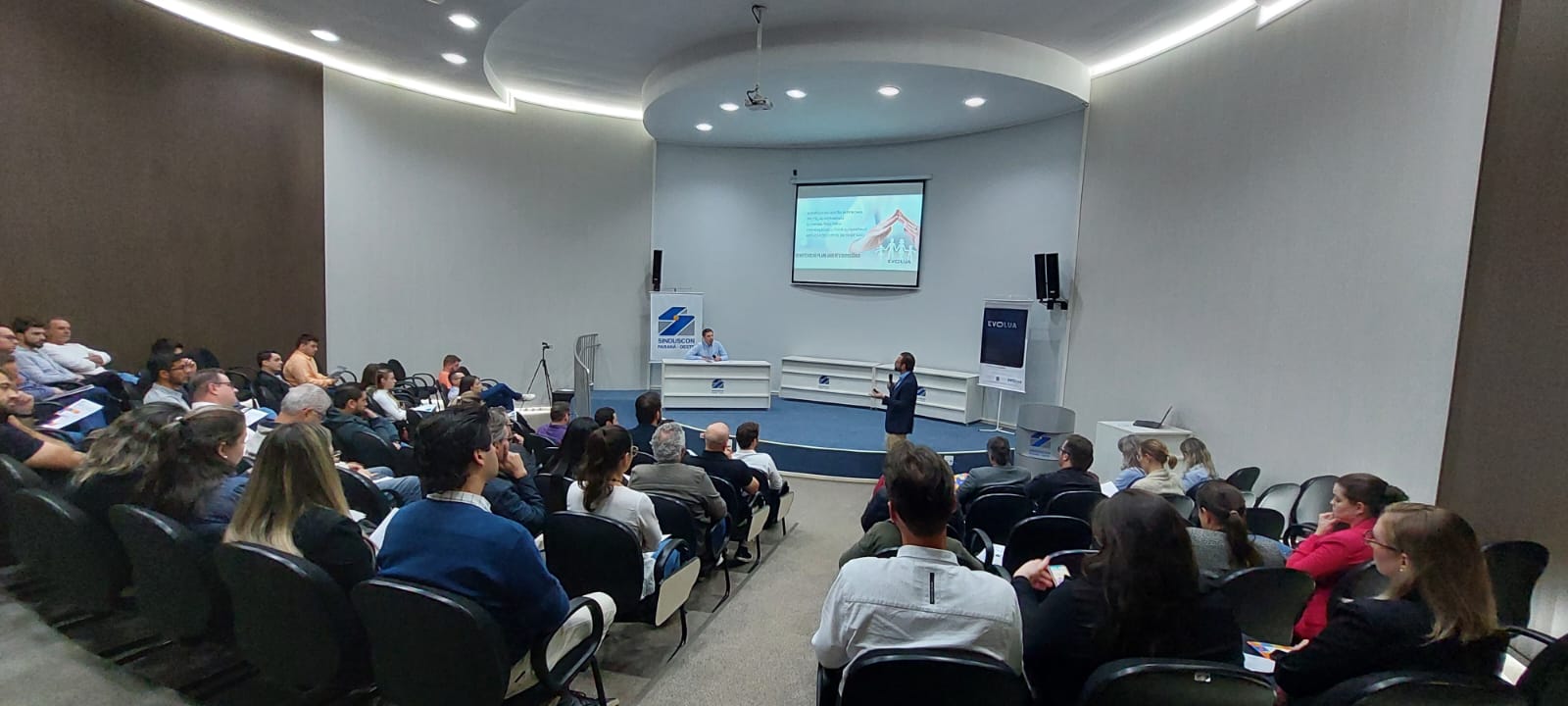 Banner: Reunião discute CCT, financiamento  e campanha para angariar associados