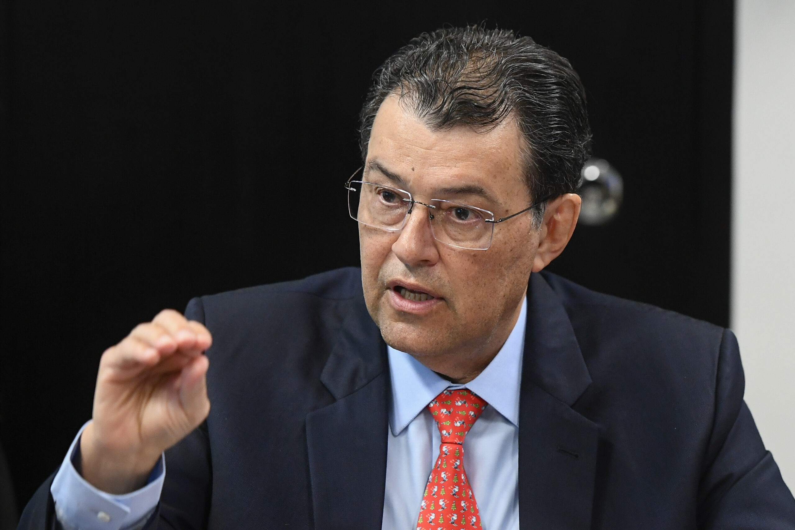 Banner: Relator da Reforma Tributária apresenta parecer em entrevista coletiva