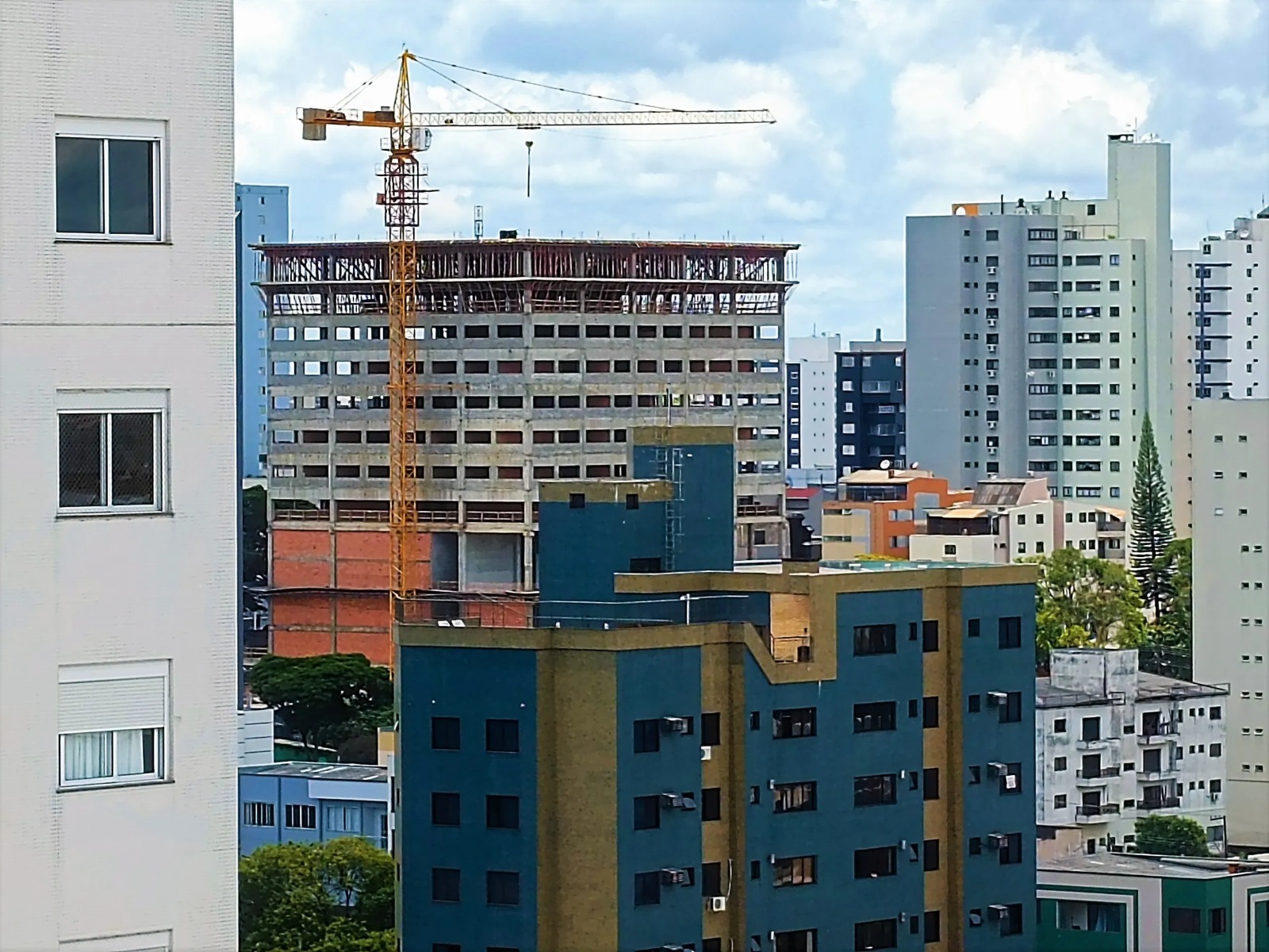 Banner: Dados revelam expansão e desenvolvimento de Cascavel em 2024