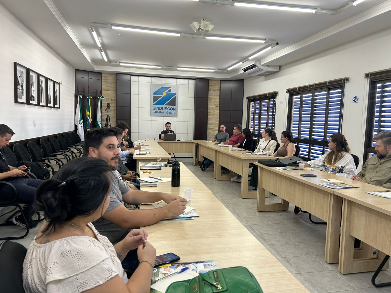 Banner: GRUPO DE MANUTENÇÃO PÓS-OBRAS